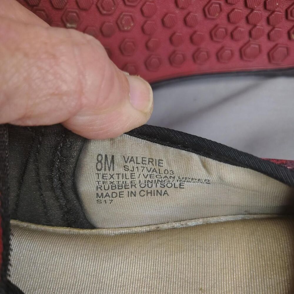 Jansport Women's Red and Burgundy Mules - Picture 3 of 7